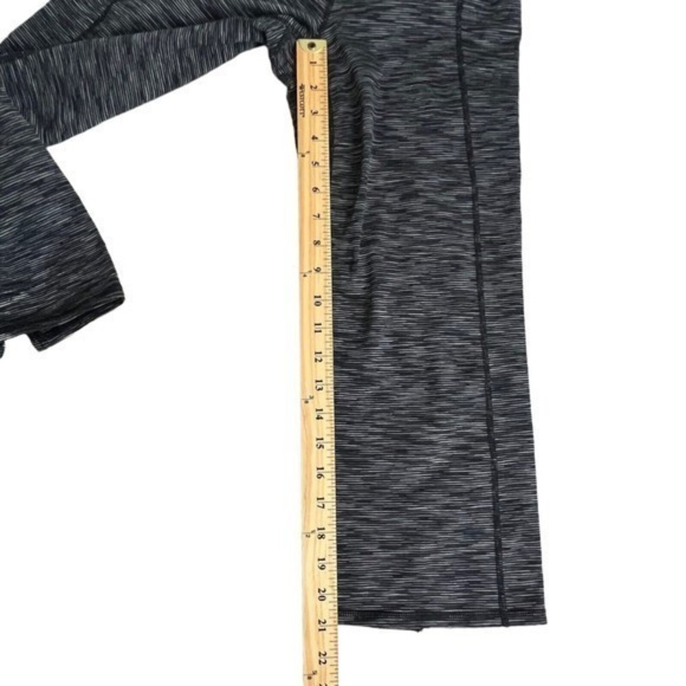 Athleta Womens Gray Space Dye Energy Power Up Capri Pants Size Medium - Picture 6 of 9